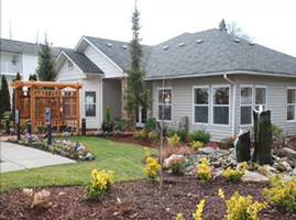 SIENNA APARTMENTS - 123 garden style units in Everett, WA